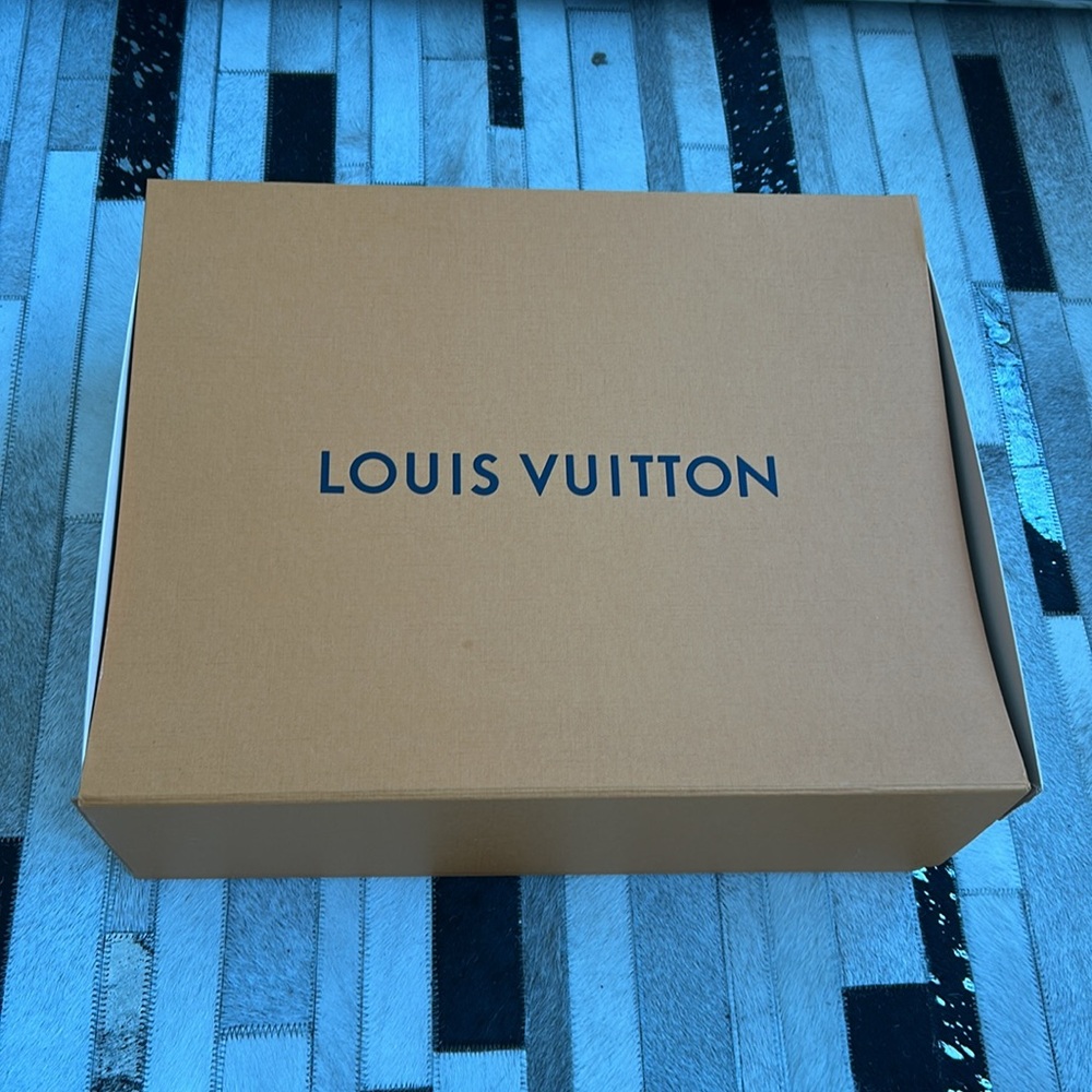 Louis Vuitton x Timberland Tan and Brown Men’s Boots (Limited Edition) - Picture 10 of 11